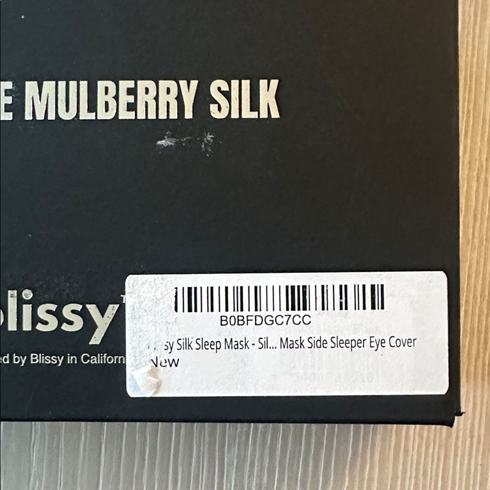 Blissy Black Silk Sleep Mask - Brand New! - Picture 4 of 6